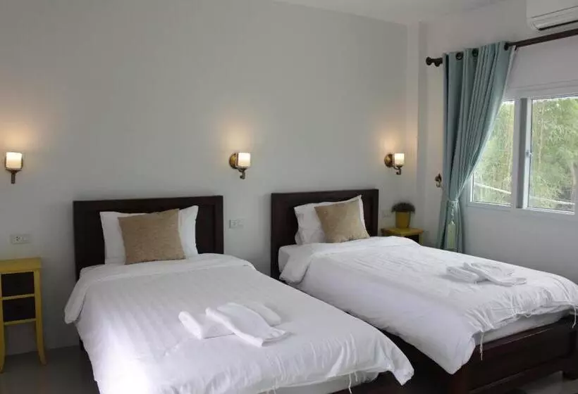 Moeimanee Resort