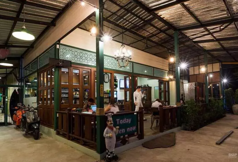Sunday J Resort & Restaurant