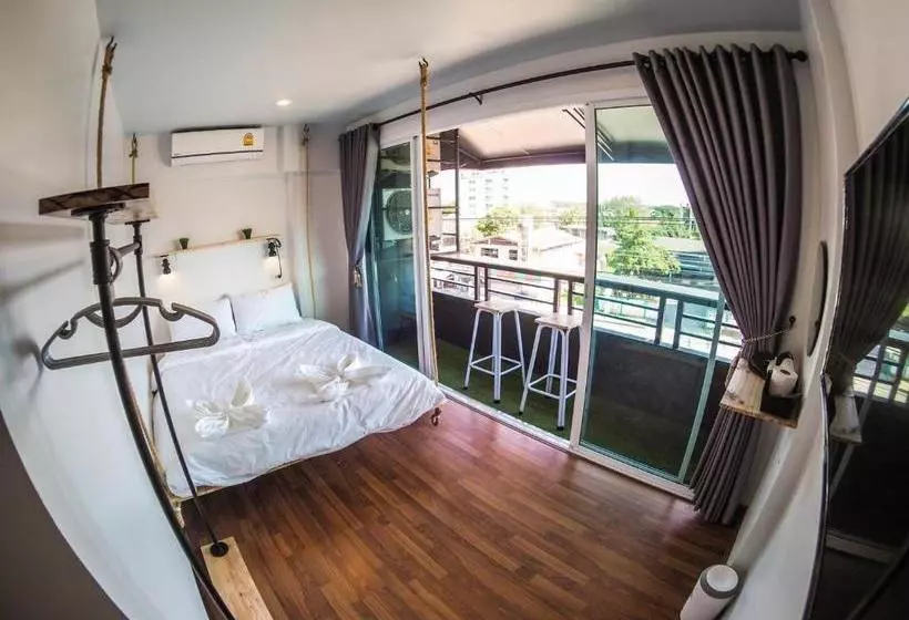 The Better Hostel