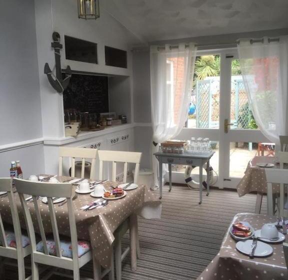 مبيت وإفطار Durlston House