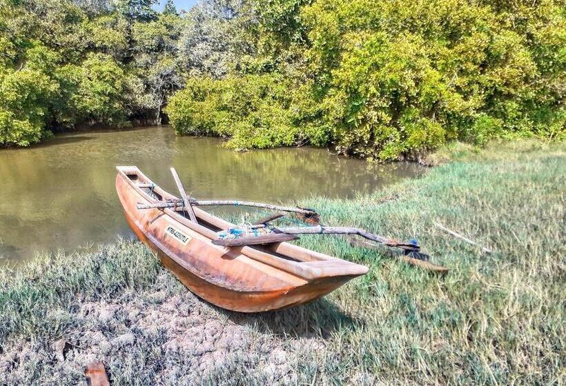 Bed and Breakfast Neem Jay Beach Resort