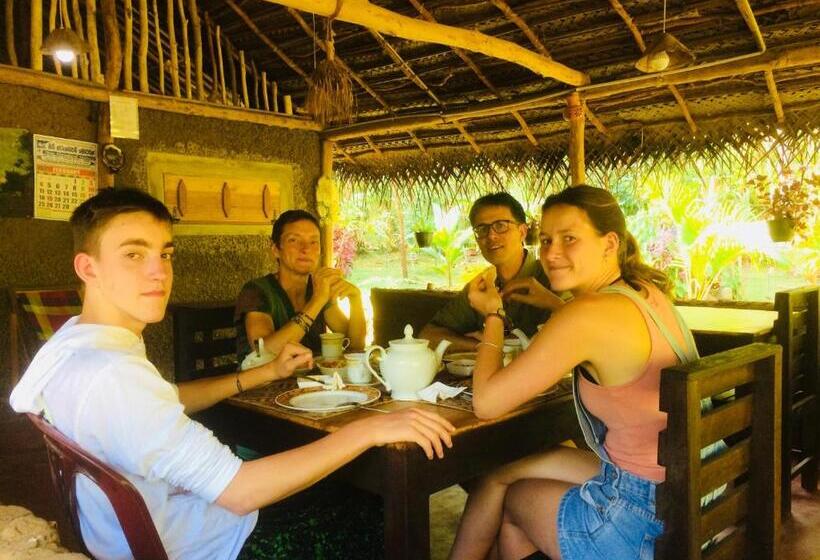 Bed and Breakfast Neem Jay Beach Resort