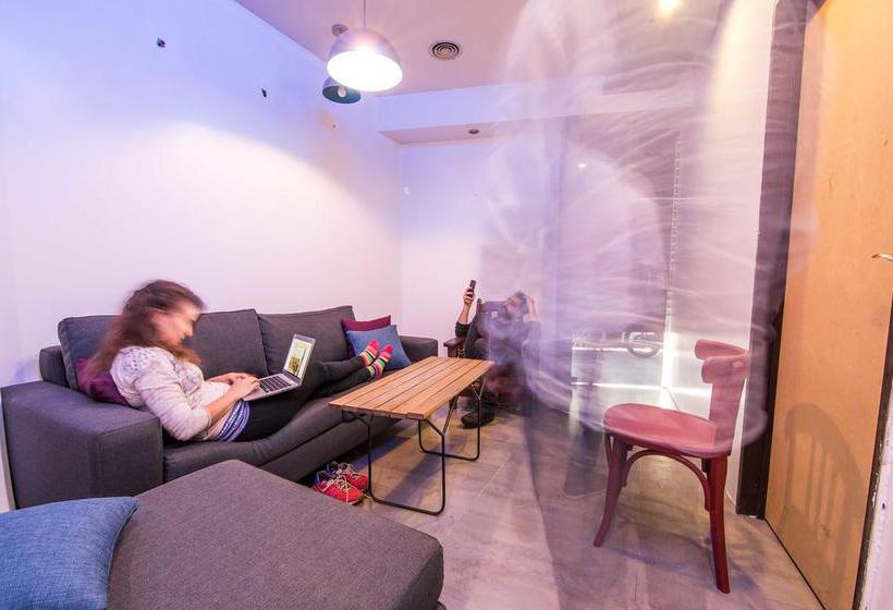 تختخواب و صبحانه Spalermo