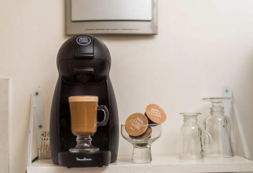 تختخواب و صبحانه Spalermo