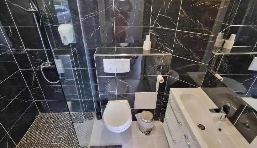 Fasthotel Roissy   Saint Witz