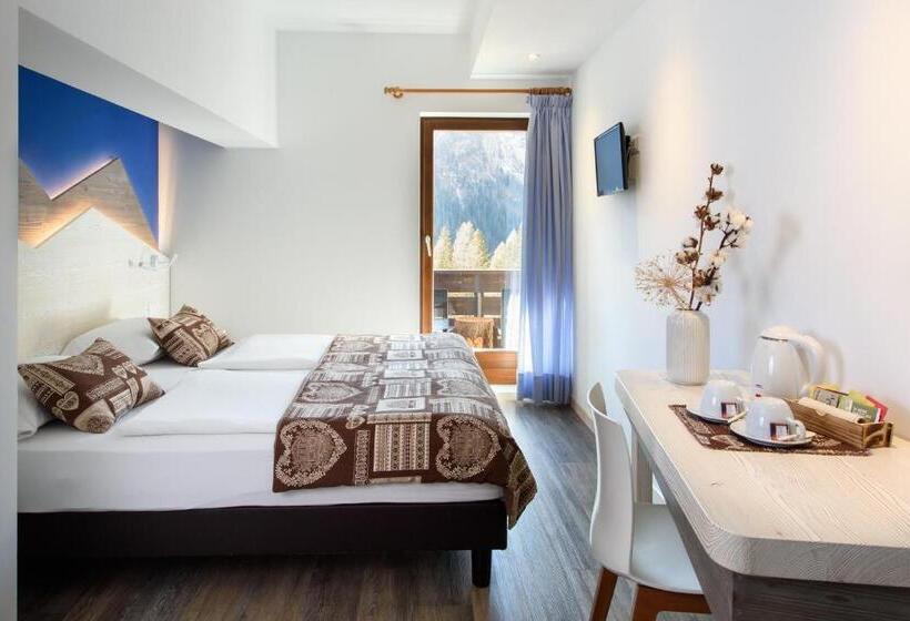 فندق Garni Roberta