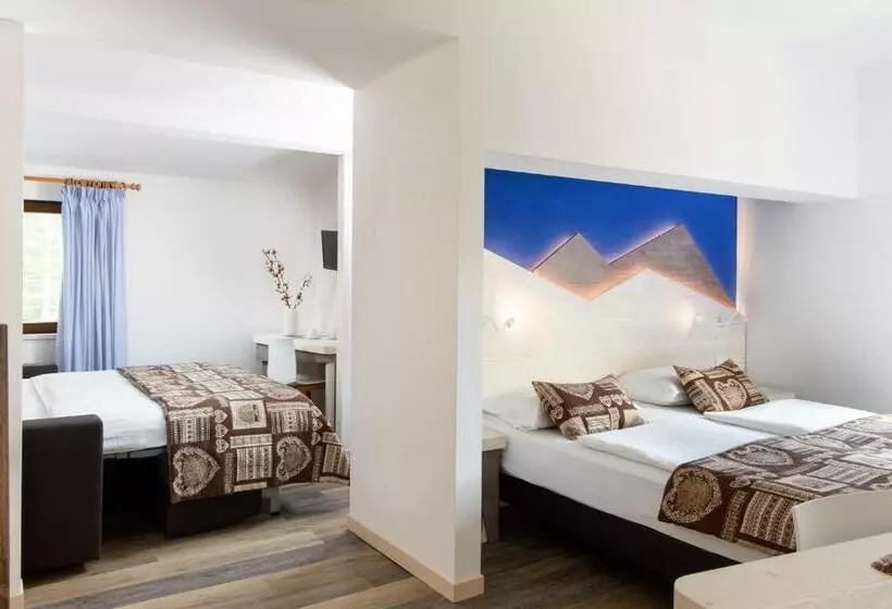 Hotelli Garni Roberta