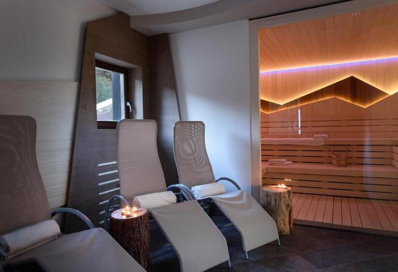 فندق Garni Roberta