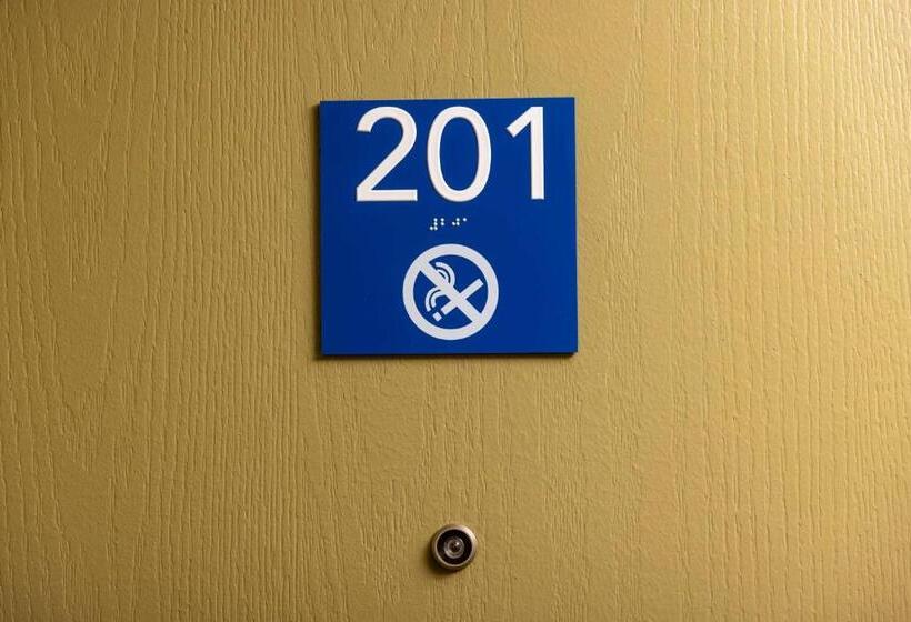 فندق Northern Lights Inn