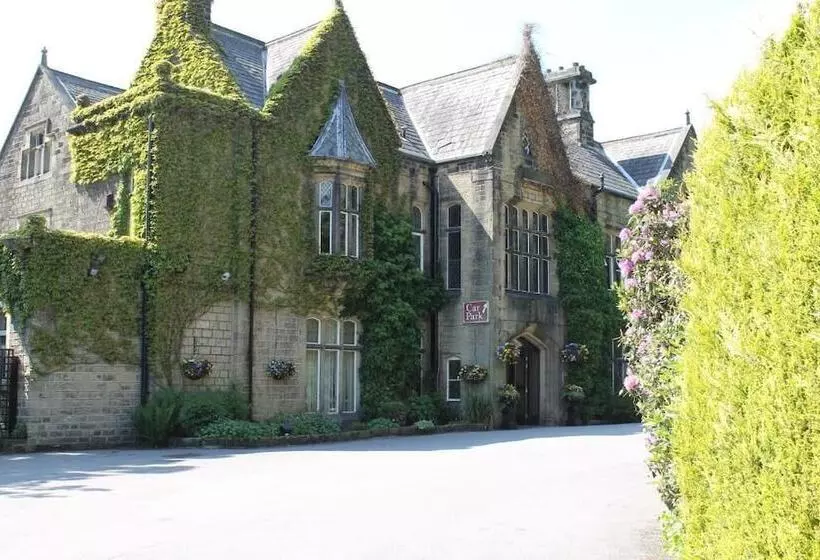 Hotelli Oakwood Hall