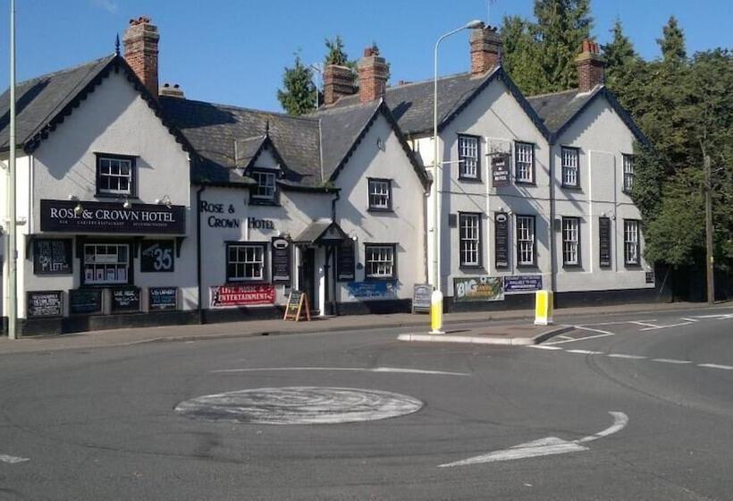 בית מלון כפרי Rose And Crown