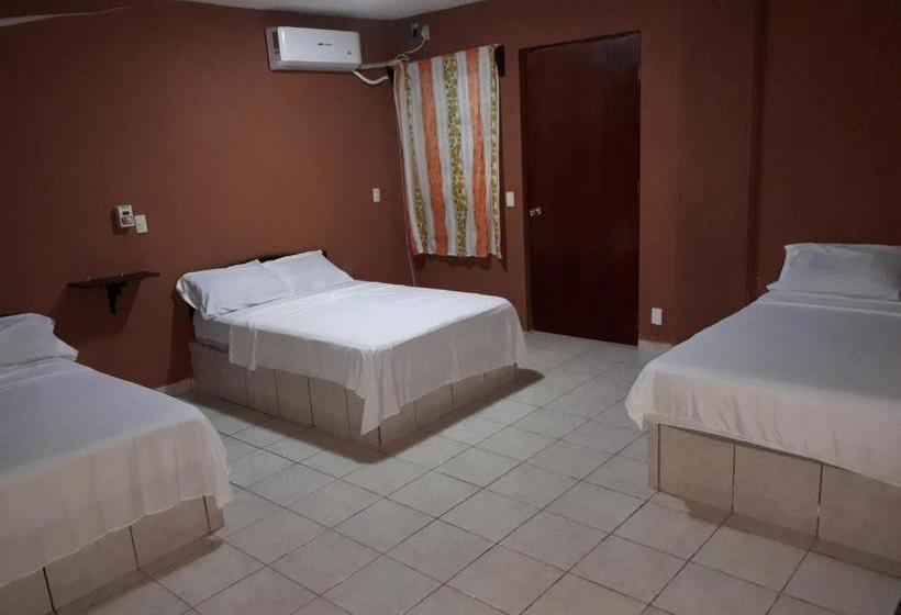 Otel San Antonio Tuxpan