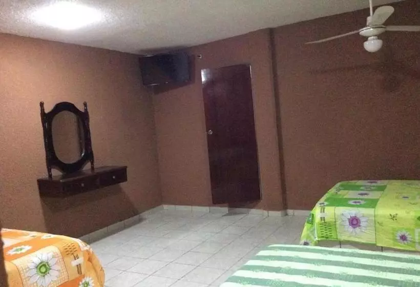 هتل San Antonio Tuxpan