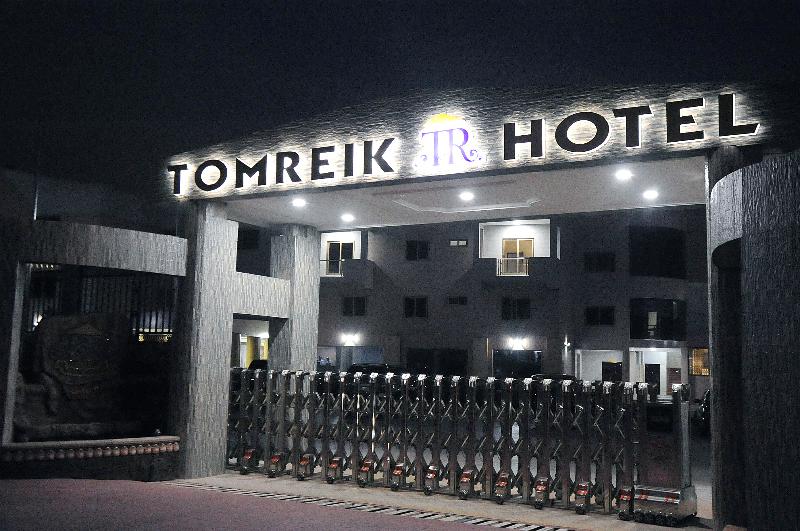 Отель Tomreik