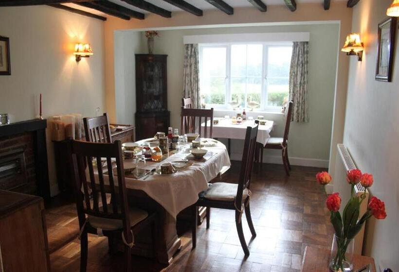 Ingon Bank Farm Bed And Breakfast