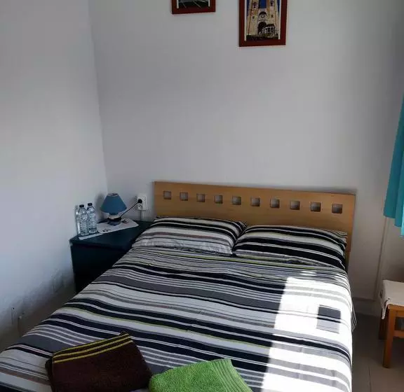Lisbon Cosy Hostel