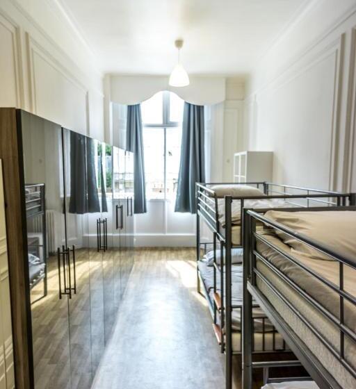 Sandeman Allen Hostel