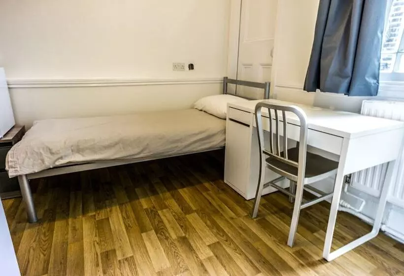 Sandeman Allen Hostel
