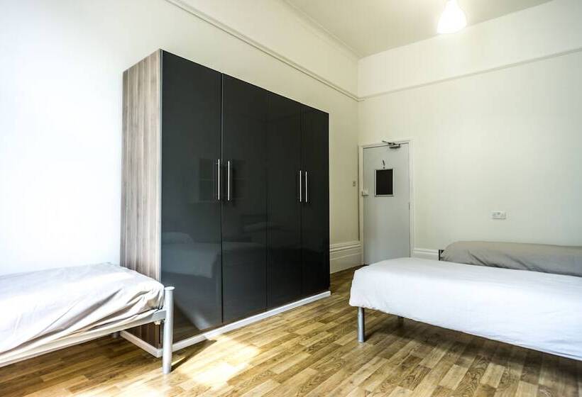 Sandeman Allen Hostel