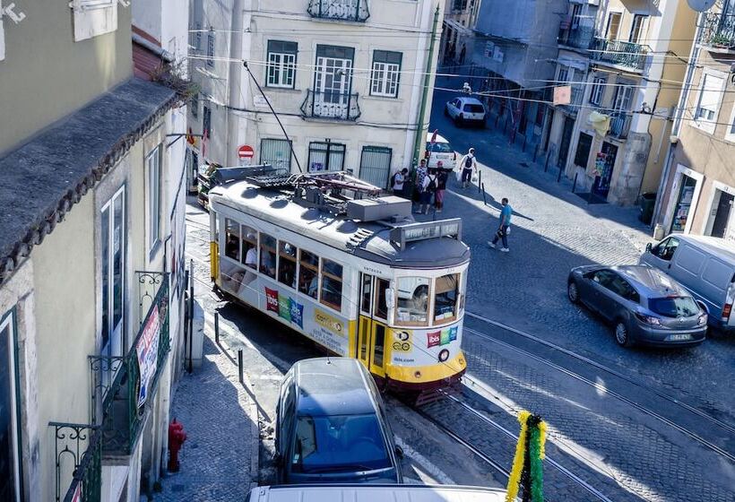 Suave Lisboa Hostel