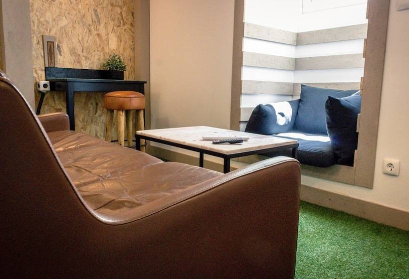 Suave Lisboa Hostel