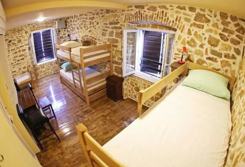Tequila Bar Hostel