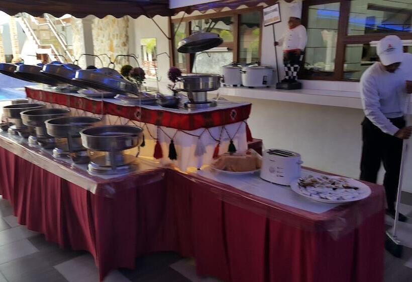 Al Safina Kijal Beach Resort