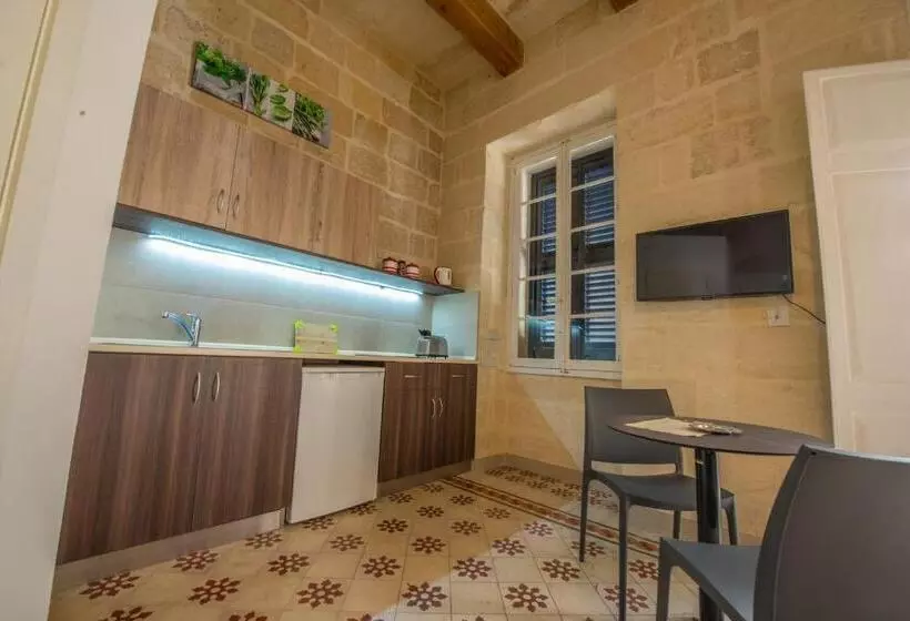 تختخواب و صبحانه Casa Lapira