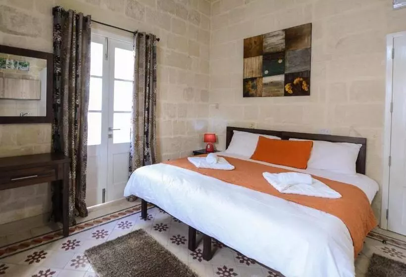 تختخواب و صبحانه Casa Lapira