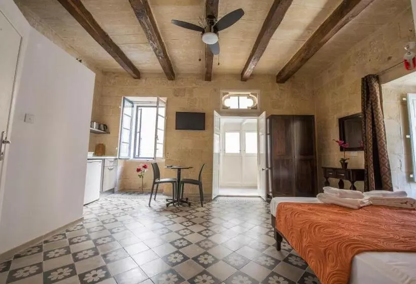 تختخواب و صبحانه Casa Lapira