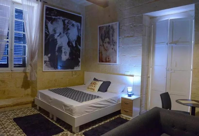 تختخواب و صبحانه Casa Lapira