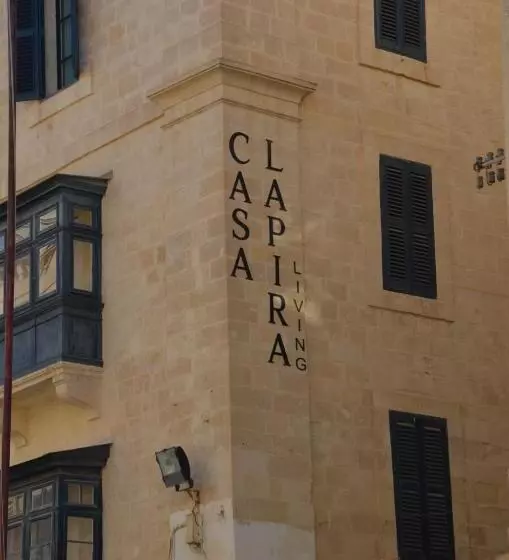 تختخواب و صبحانه Casa Lapira