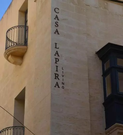 تختخواب و صبحانه Casa Lapira