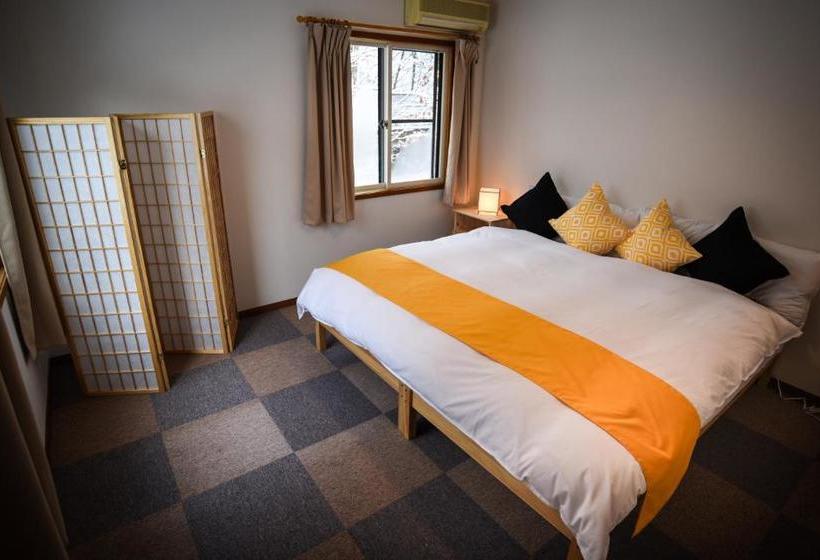Bed and Breakfast Sheltered Inn Hakuba