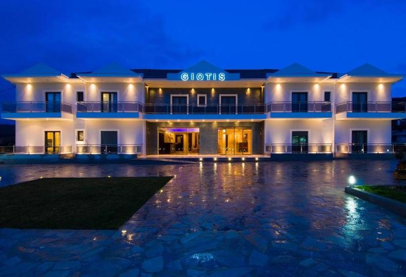 Отель Giotis Boutique