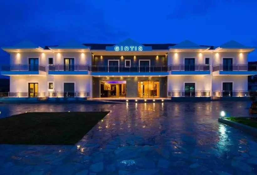 هتل Giotis Boutique