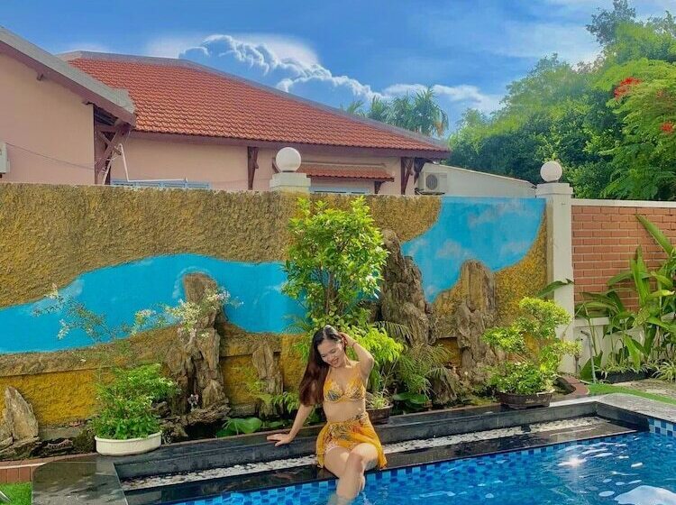 هتل Fullhouse Hoian