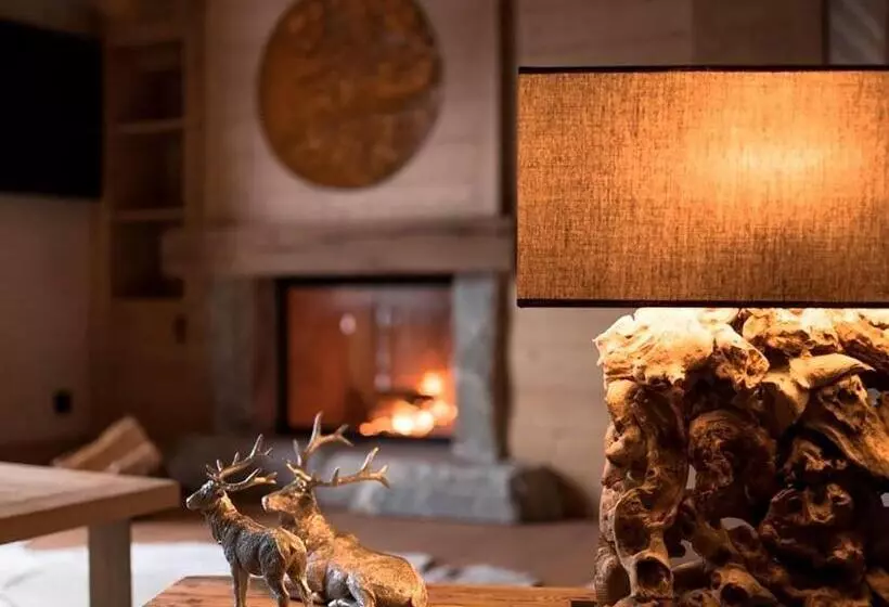 ホテル Hôtel De Rougemont & Spa