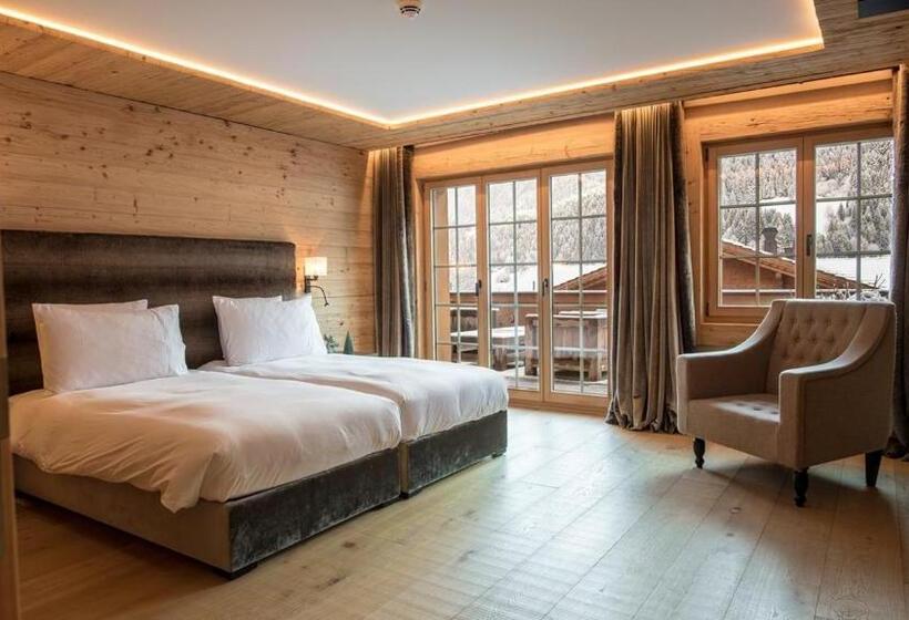 Hotel Hôtel De Rougemont & Spa