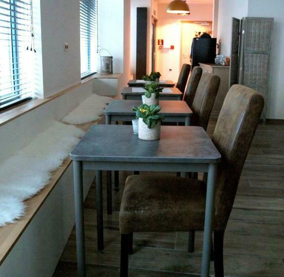 בית מלון כפרי Ladeuze