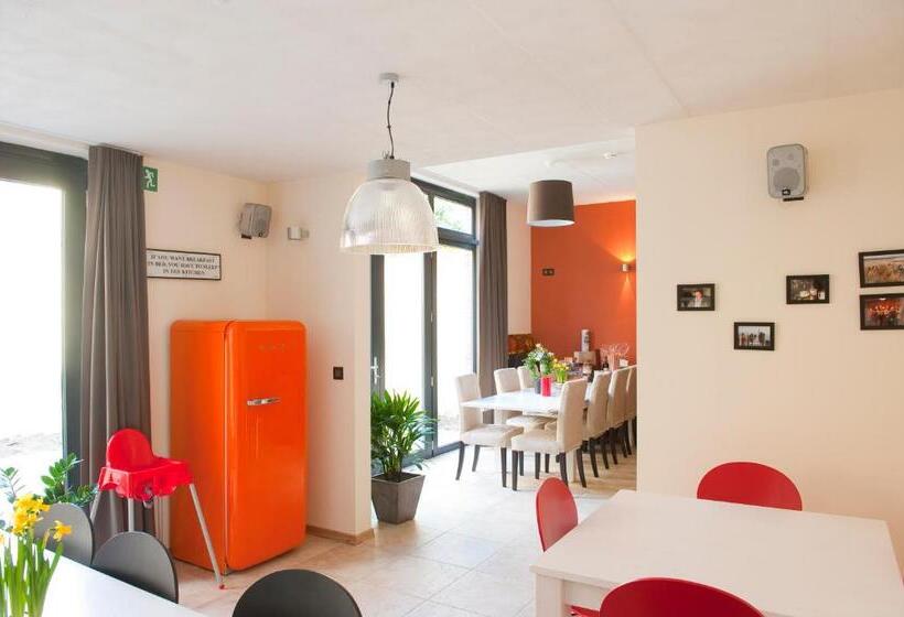 בית מלון כפרי Ladeuze