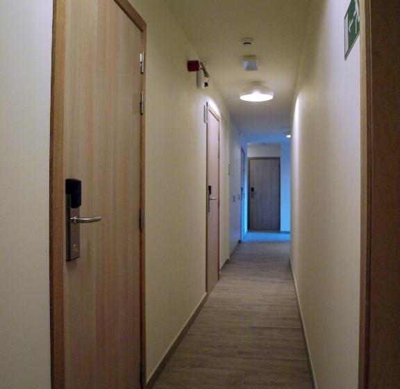 בית מלון כפרי Ladeuze