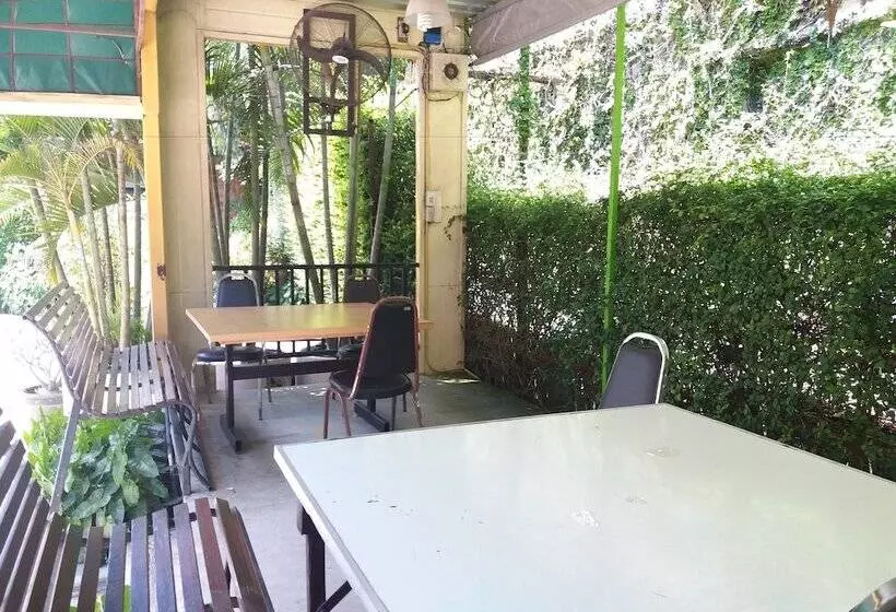 Hotelli Muaklek Holiday