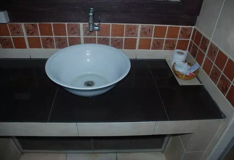 Hotelli Muaklek Holiday