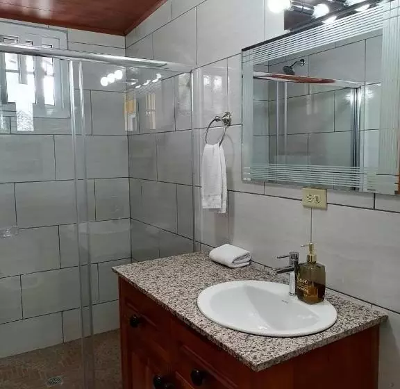 ユースホステル Boquete Town Hostal