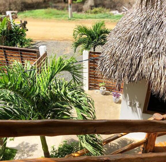 مبيت وإفطار Casitas Pacific