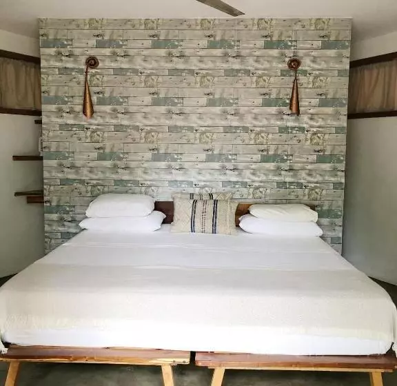 Aamiaismajoitus (B&B) Casitas Pacific