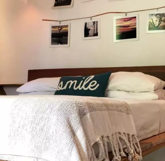 Aamiaismajoitus (B&B) Casitas Pacific