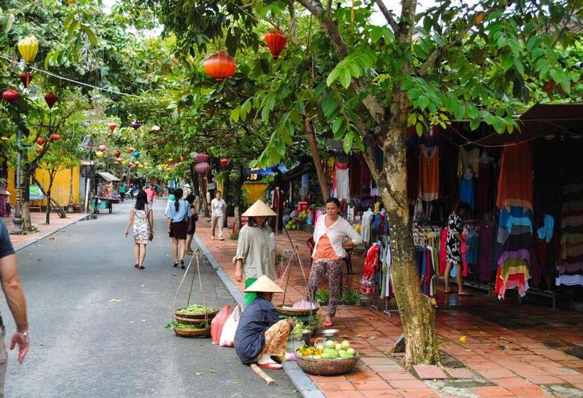 تختخواب و صبحانه House 579 Hai Ba Trung