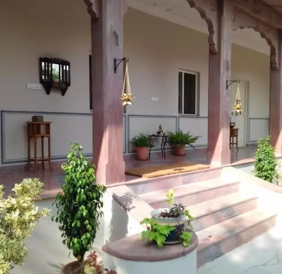 ベッドアンドブレックファースト Jaswant Niwas